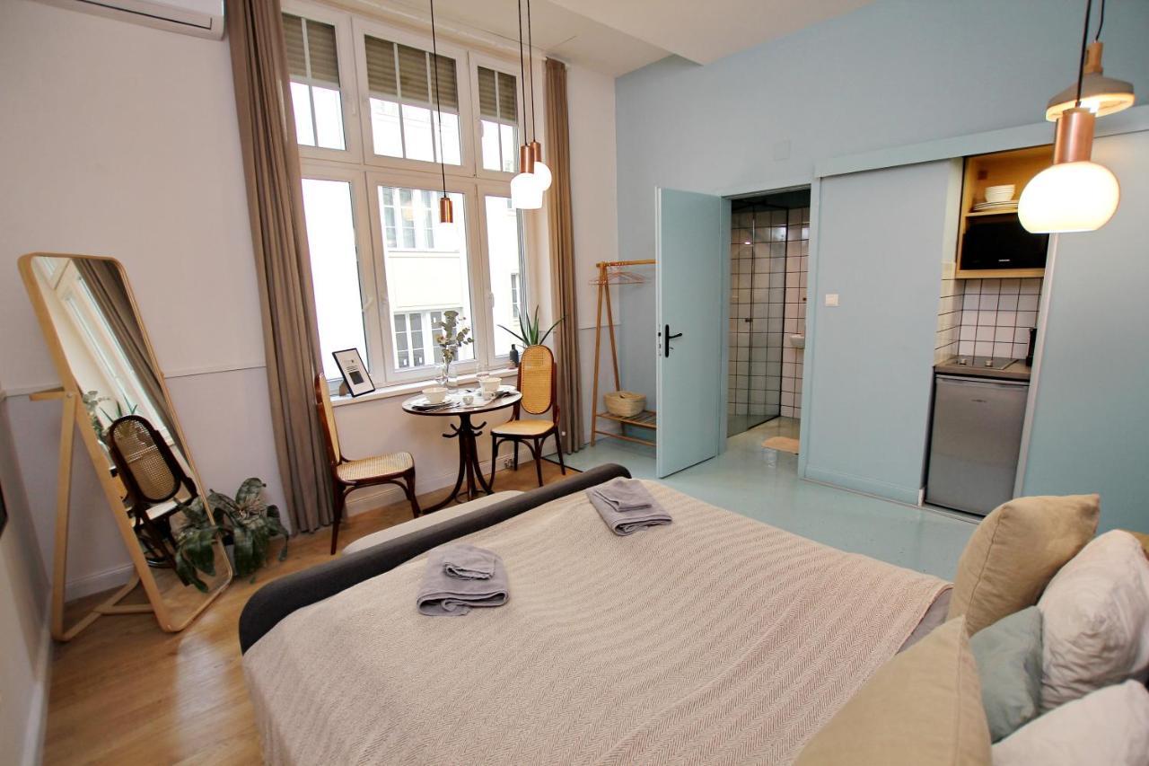 Gellerico Apartments Deak Square Budapest Ngoại thất bức ảnh